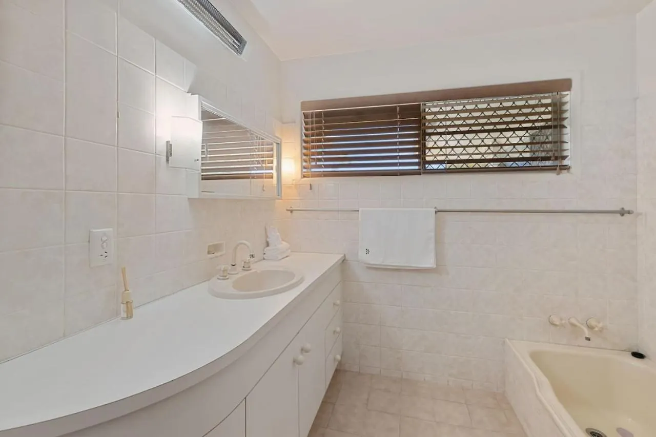 Holiday home Charming 4Br House W Pool And Parking Near Sunnybank Villa Brisbane